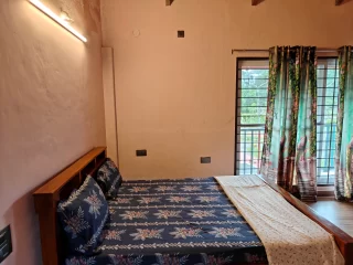 05 Family Room with Mountain View