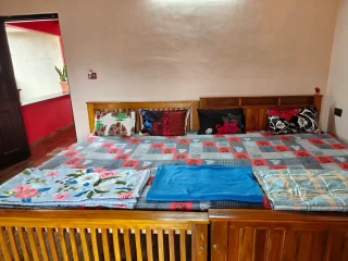 07 Standard Quadruple Room
